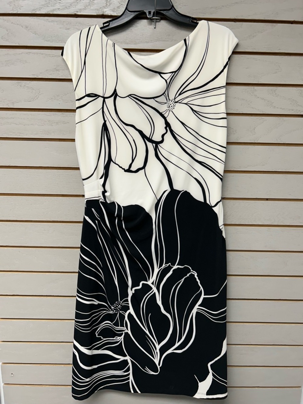 Lauren Ralph Lauren Black and White Floral Midi Dress - Picture 7 of 7